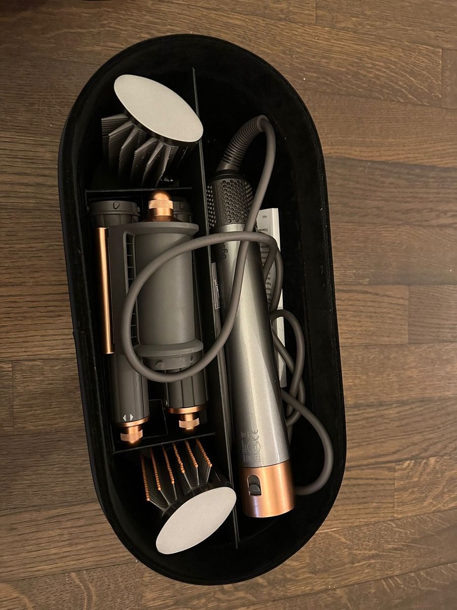 Dyson Asciugacapelli: Dyson Airwrap Multi-Haarstyler Complete Long – Usato da Zürich venduto da LVfan