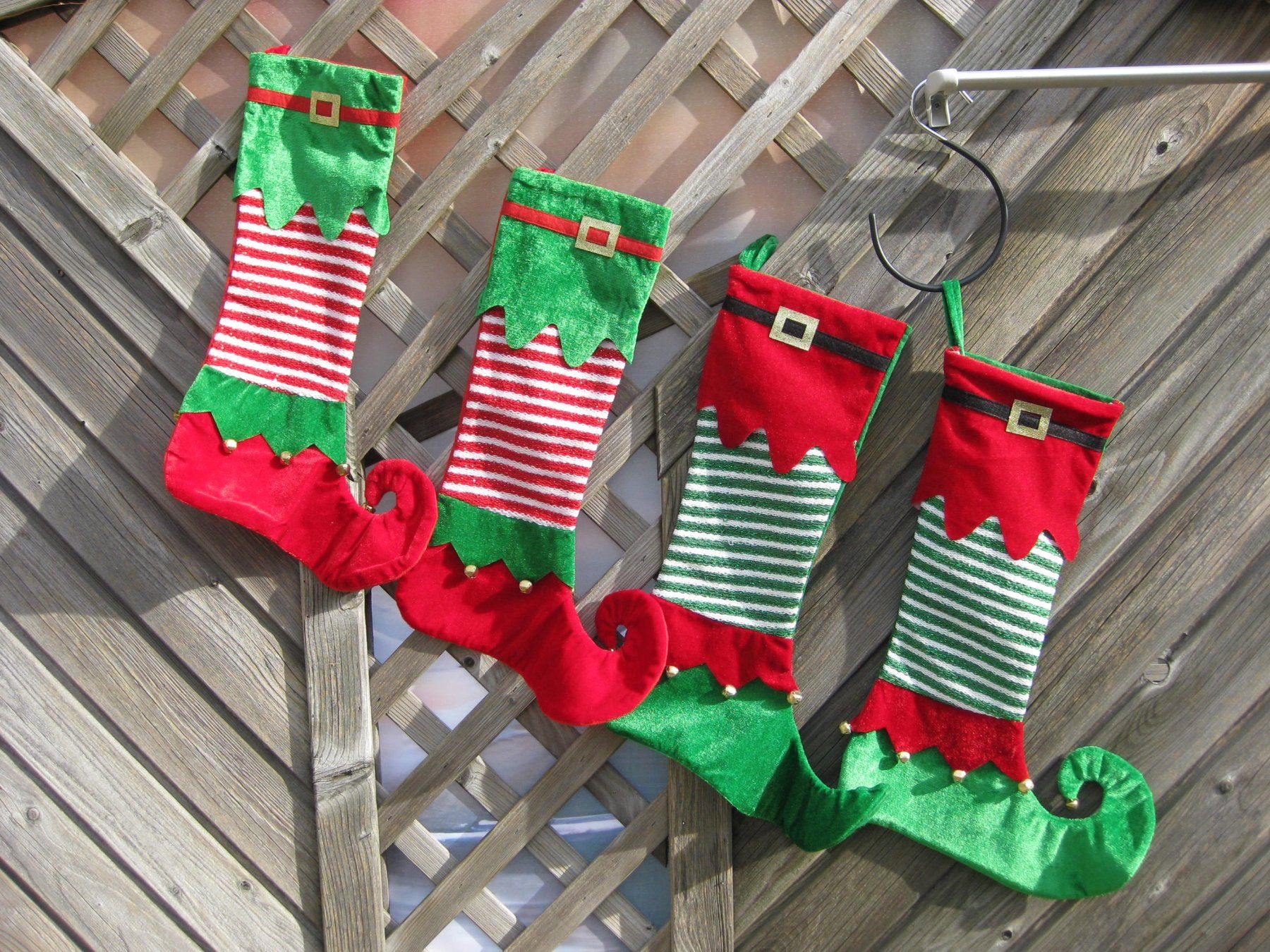 Alle Dekorationen: Set 4 Weihnachtsstrümpfe Elfen Design – Neu (gemäss Beschreibung) aus Steinmaur von Daka36 3