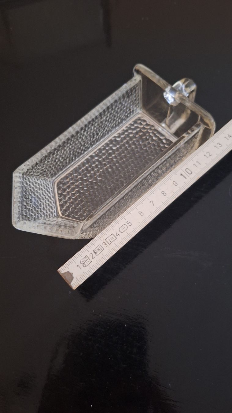 Bicchieri: Tiroirs en verre – Usato da Sion venduto da san_c985 1