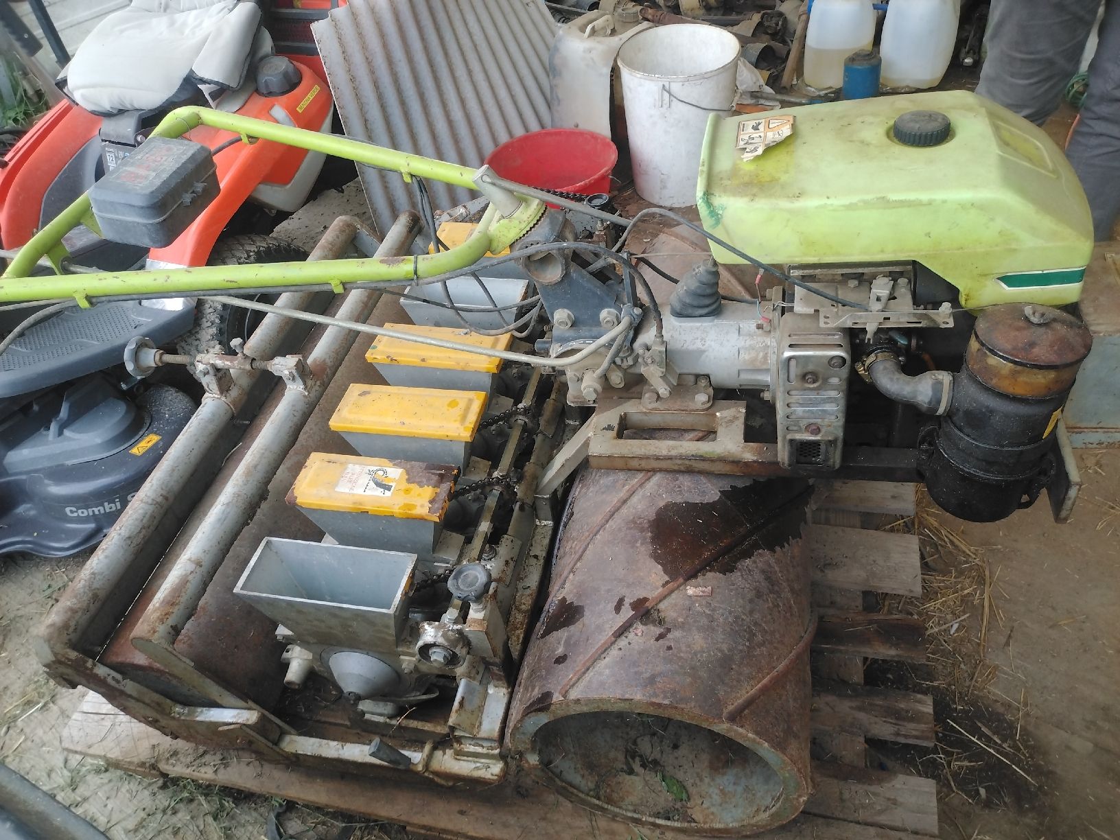 Tutte le macchine: Seminatrice Grillo 11500 – Usato da Muzzano venduto da Muz-piod6933 3