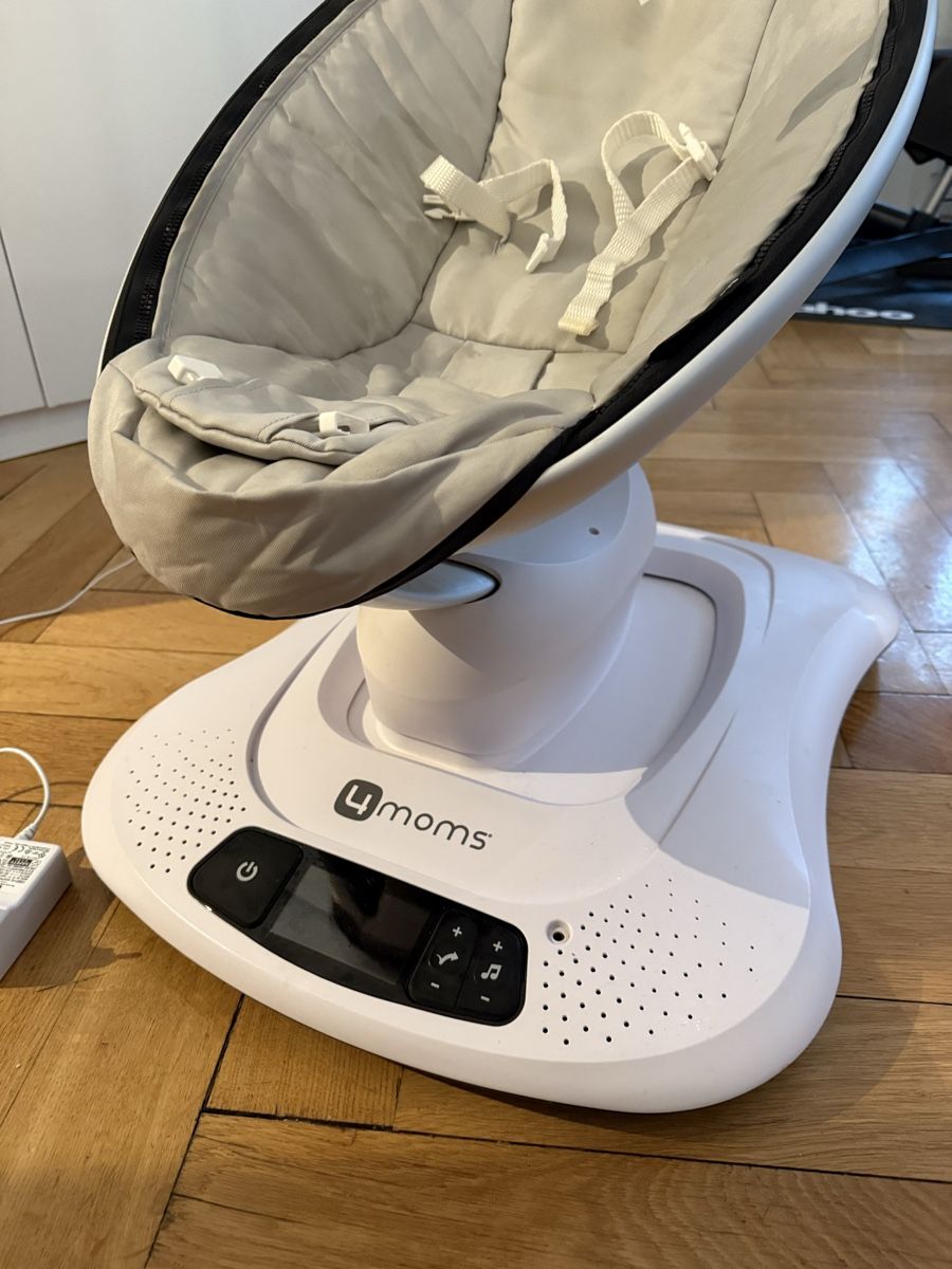 4moms Sdraiette & Sdraiette a dondolo: Automatische Babywippe 4Moms – Usato da basel venduto da yuri.H 1