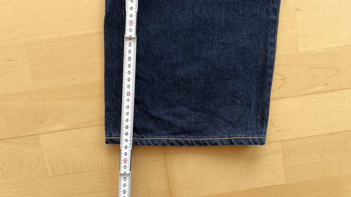 Levi's Jeans: Levi's 514 Jeans dunkelblau Grösse 42/34 – Usato da Liestal venduto da JamesWith43 1