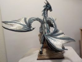 Drache Figur auf Buch - Fantasy Dekoration, Top Zustand