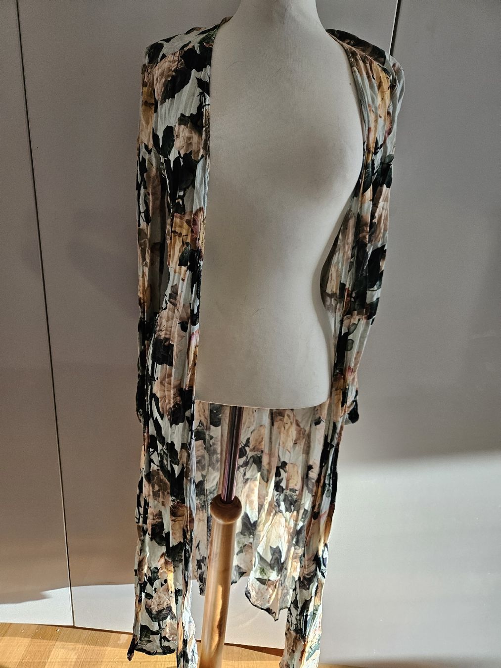 Kimono: Floraler Boho Kimono – Usato da Zürich venduto da ColdCoffee 1