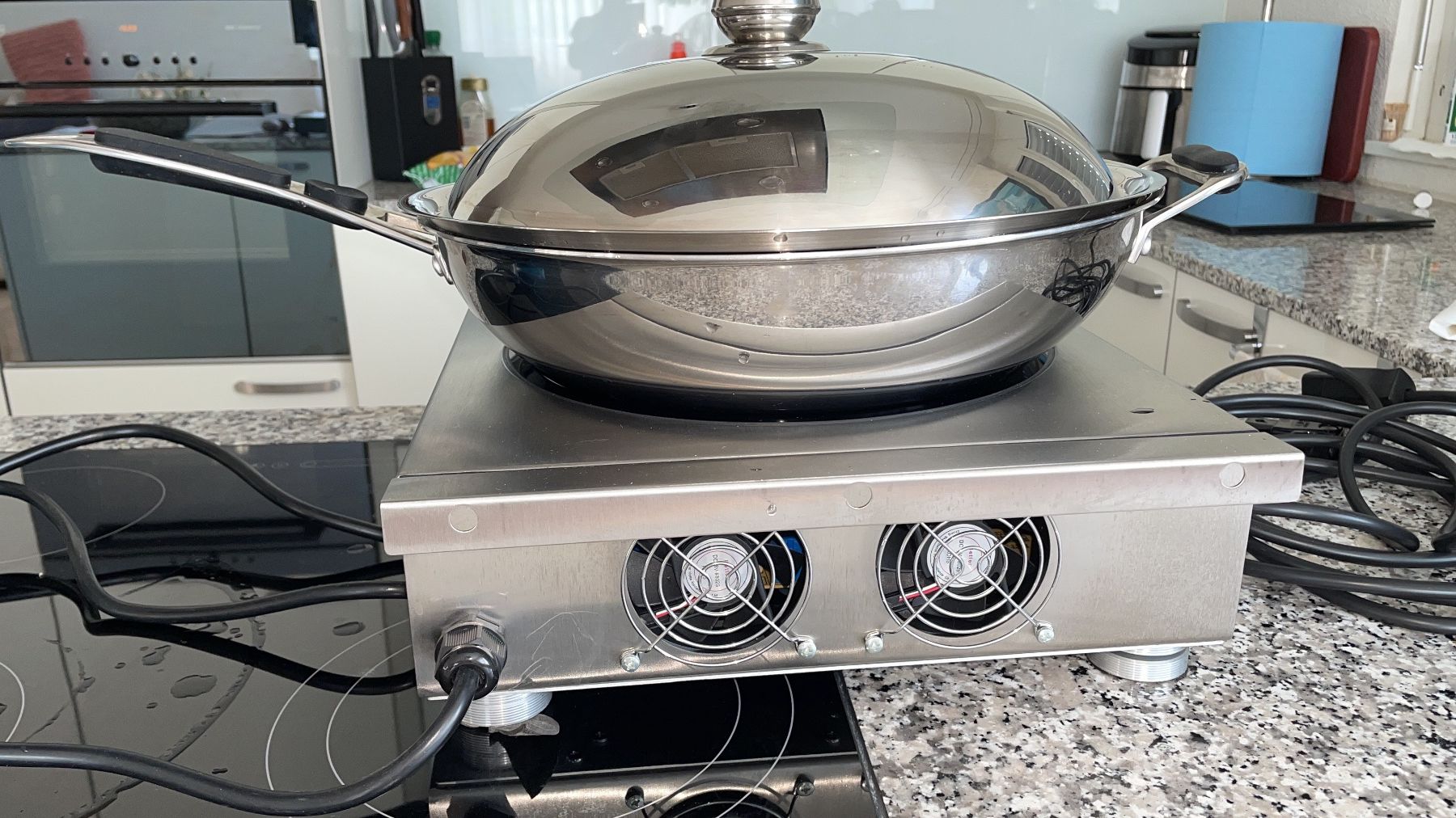 Schnitzelmaster Küchengeräte: Induktionsplatte – Gebraucht aus Buchs ZH von Vizenzo 2