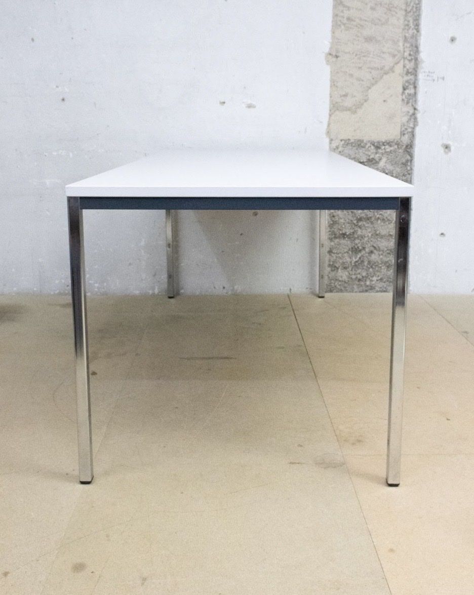 Tische: Schlichter Tisch mit Chromstahl 180x80cm  – Gebraucht aus Zürich von talifurrer 5