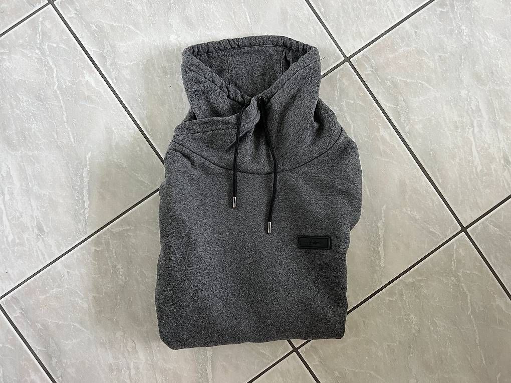 H&M Maglioni & Felpe: Grauer Pullover / Sweater von H&M in Grösse M – Usato da Horn venduto da timosidler 1