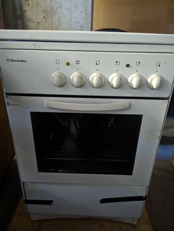 Elektrolux Backofen mit Herd - freistehend 400v | Kaufen auf Ricardo