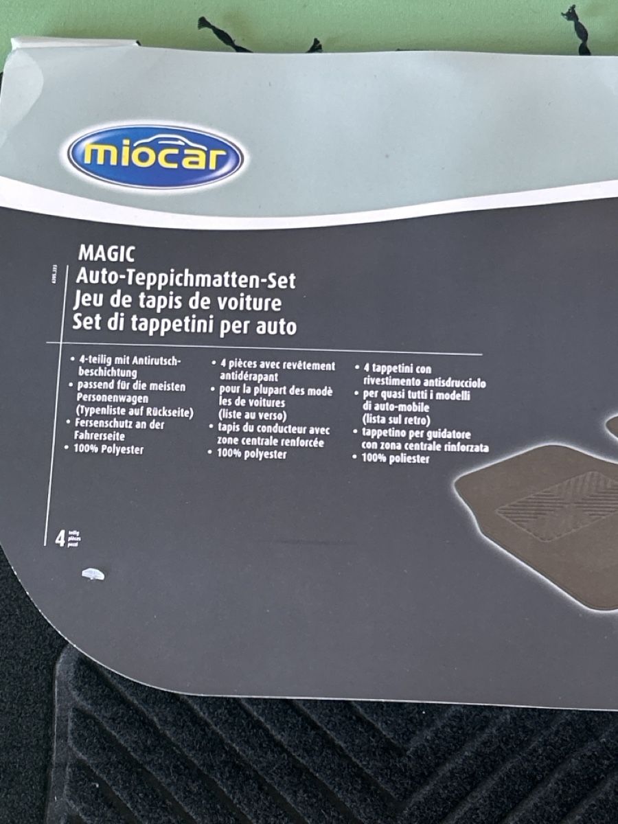 Tapis / Bacs: MioCar MAGIC Auto-Teppichmatten-Set 4-teiligL63cm44(I21) – Neuf (Voir description) à Neuenhof par bro_9zsg 1