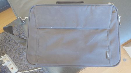 Sacoche Dicota pour ordinateur 19"