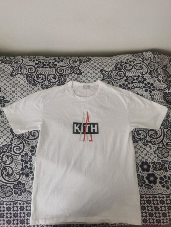 Kith x clearance moncler t shirt