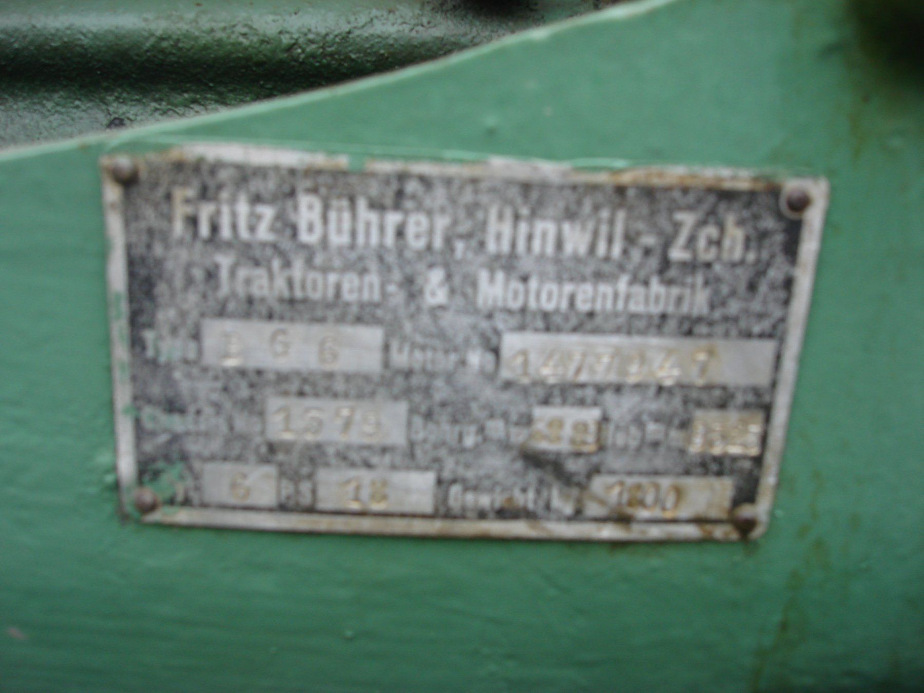 Bührer Tracteurs: Bührer Traktor Oldtimer6 Zylinder Chevrolet  Motor – D'occasion à cazis par Delorta 6