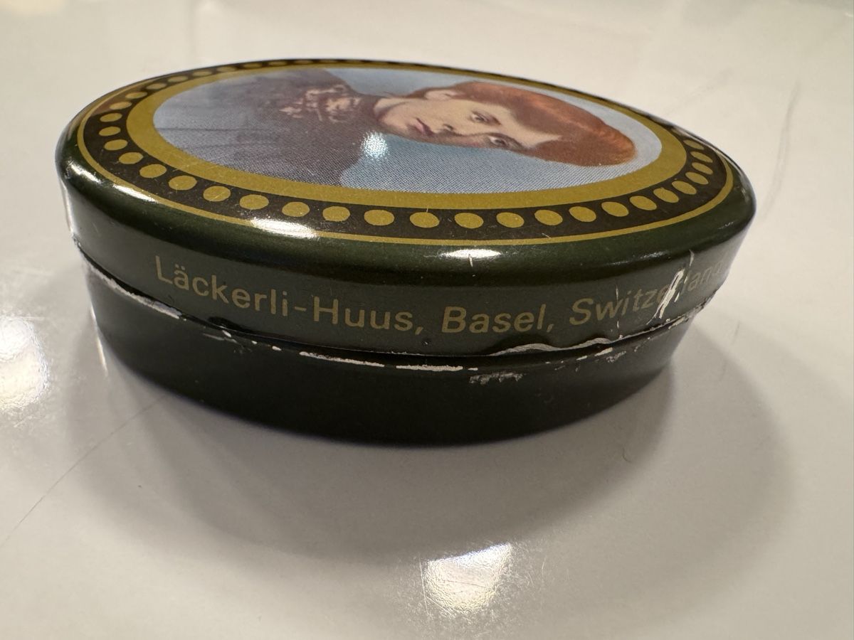 Tutte le decorazioni: Läckerli-Huus Blechdose 6cm – Usato da Aadorf venduto da Baikaa 1