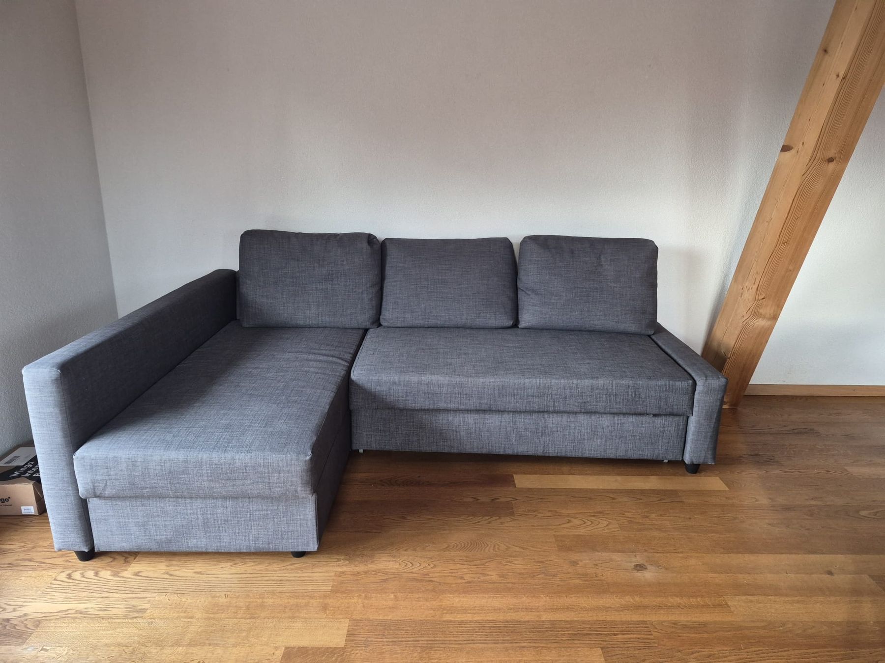 Ikea Divani: Eckbettsofa IKEA Friheten dunkelgrau – Usato da Gurbrü venduto da luk_2pmg
