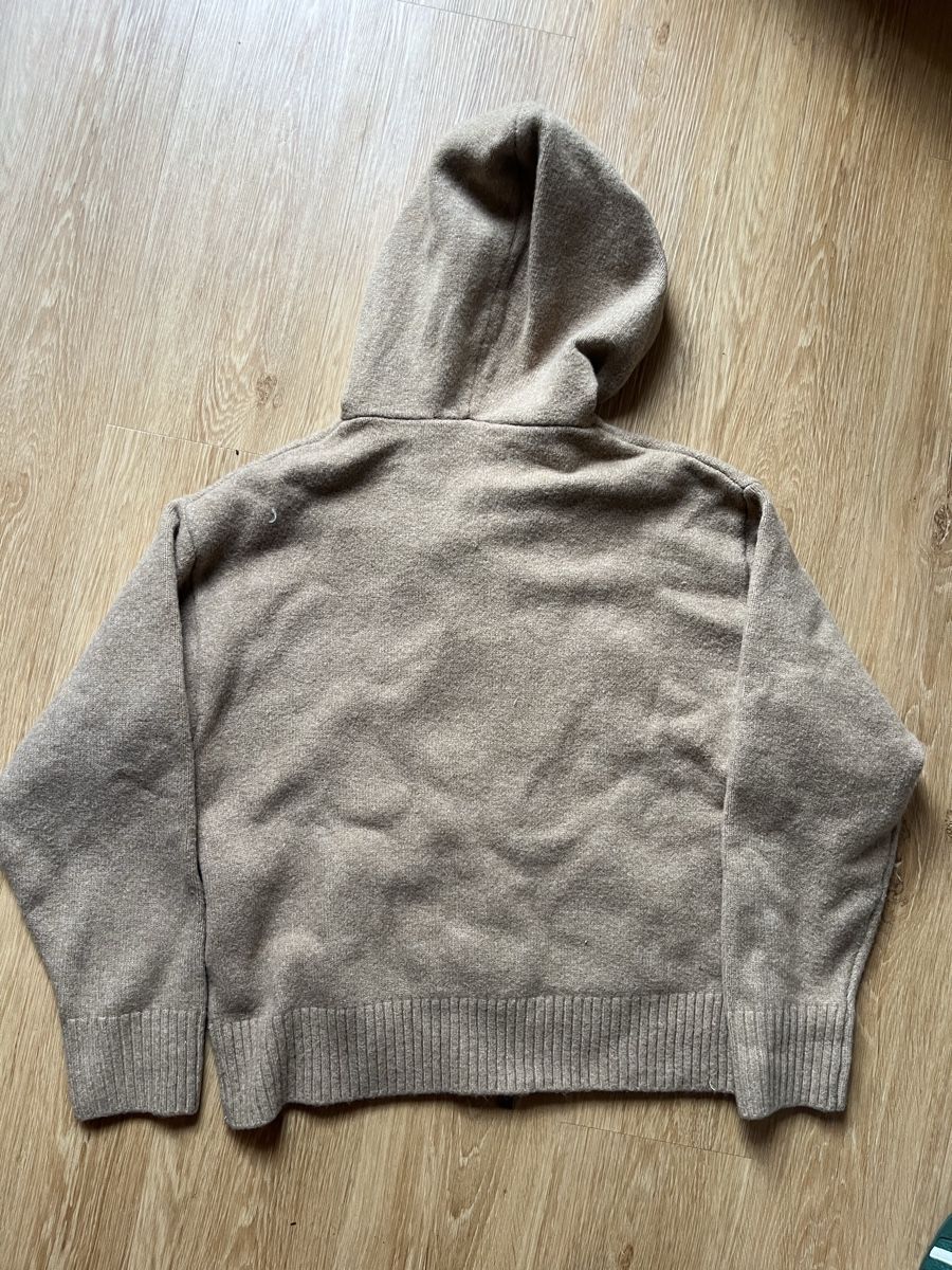 Zara Vestes: Damen Strickjacke Kapuze beige Grösse M – Neuf (Voir description) à Zürich par jaelllara 1