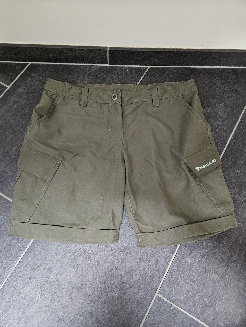 Pantaloni: Kurze Hose - Kilimanjaro – Usato da Bern venduto da Snowflake38