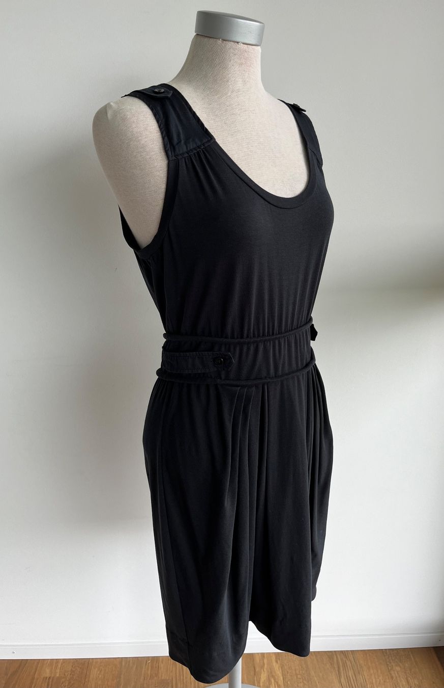 Vestiti: SPORTMAX CODE Kleid schwarz, Gr. 38 - NP: 238.- – Usato da Zollikofen venduto da spunk65