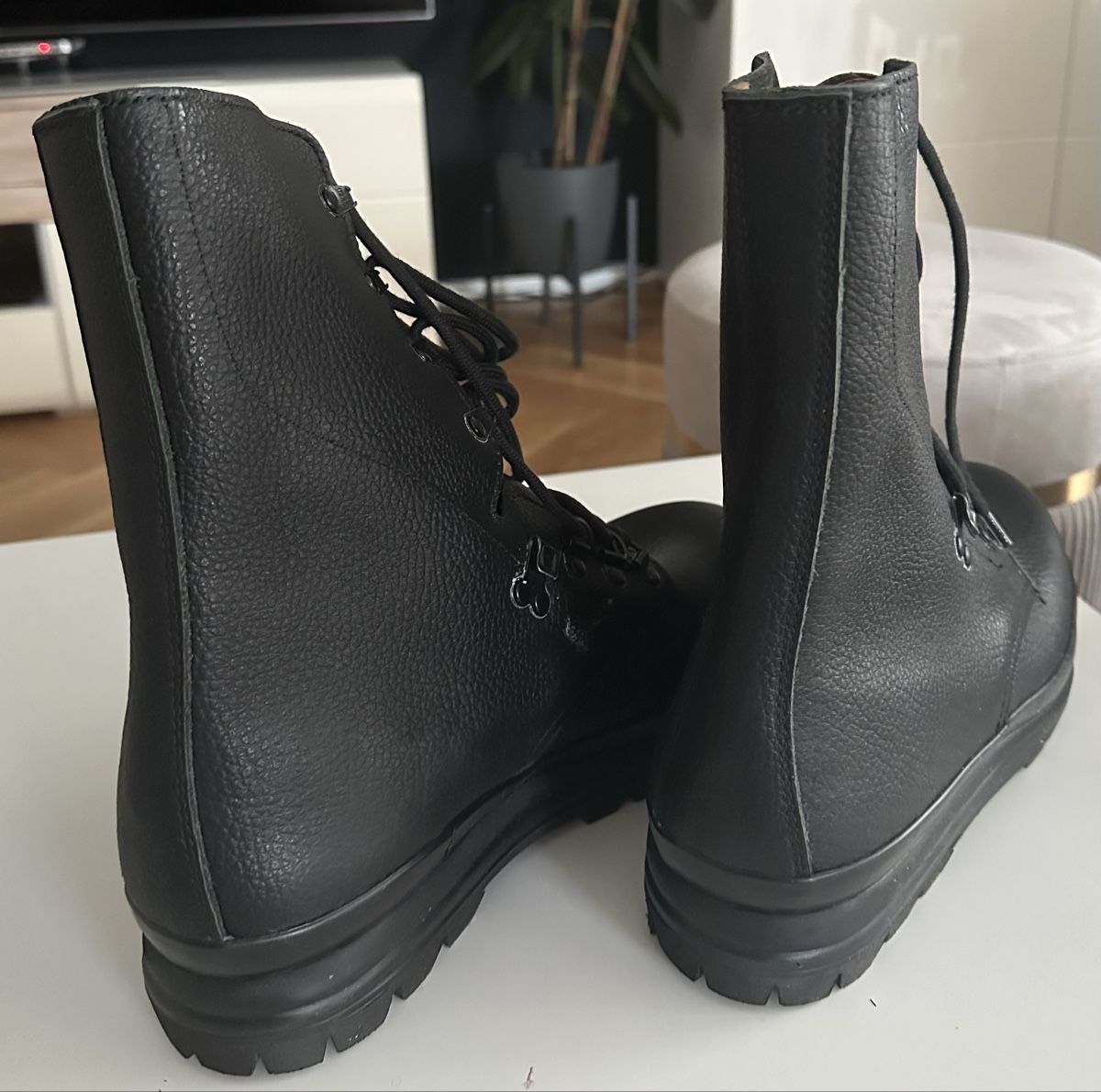 Schweizer Armee Herrenschuhe: Schweizer Armeestiefel NEU Grösse 42-43 – Neu (gemäss Beschreibung) aus Dietikon von Zebrino_10 2