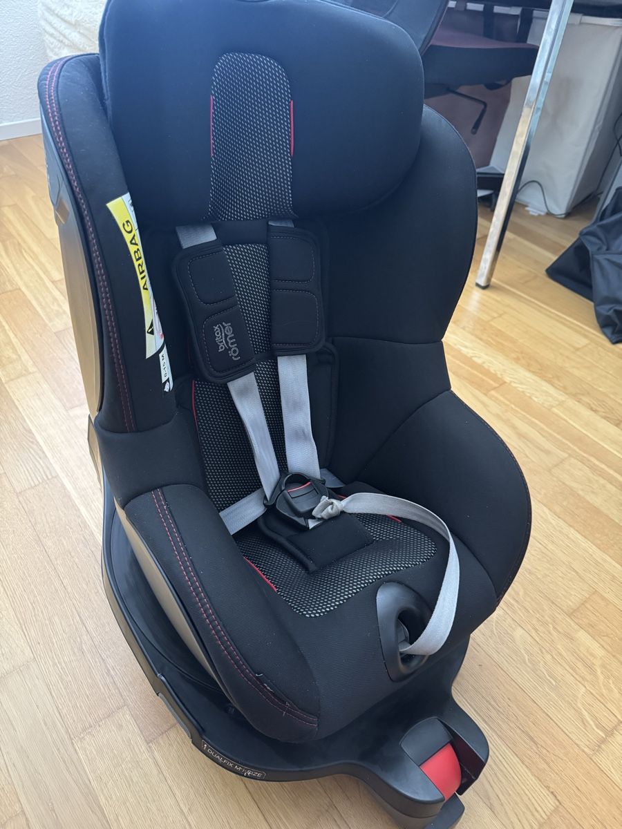 Britax Römer Auto-Kindersitze: Römer Dualfix M i-Size – Gebraucht aus Schwarzenbach SG von pas_f8rx 3