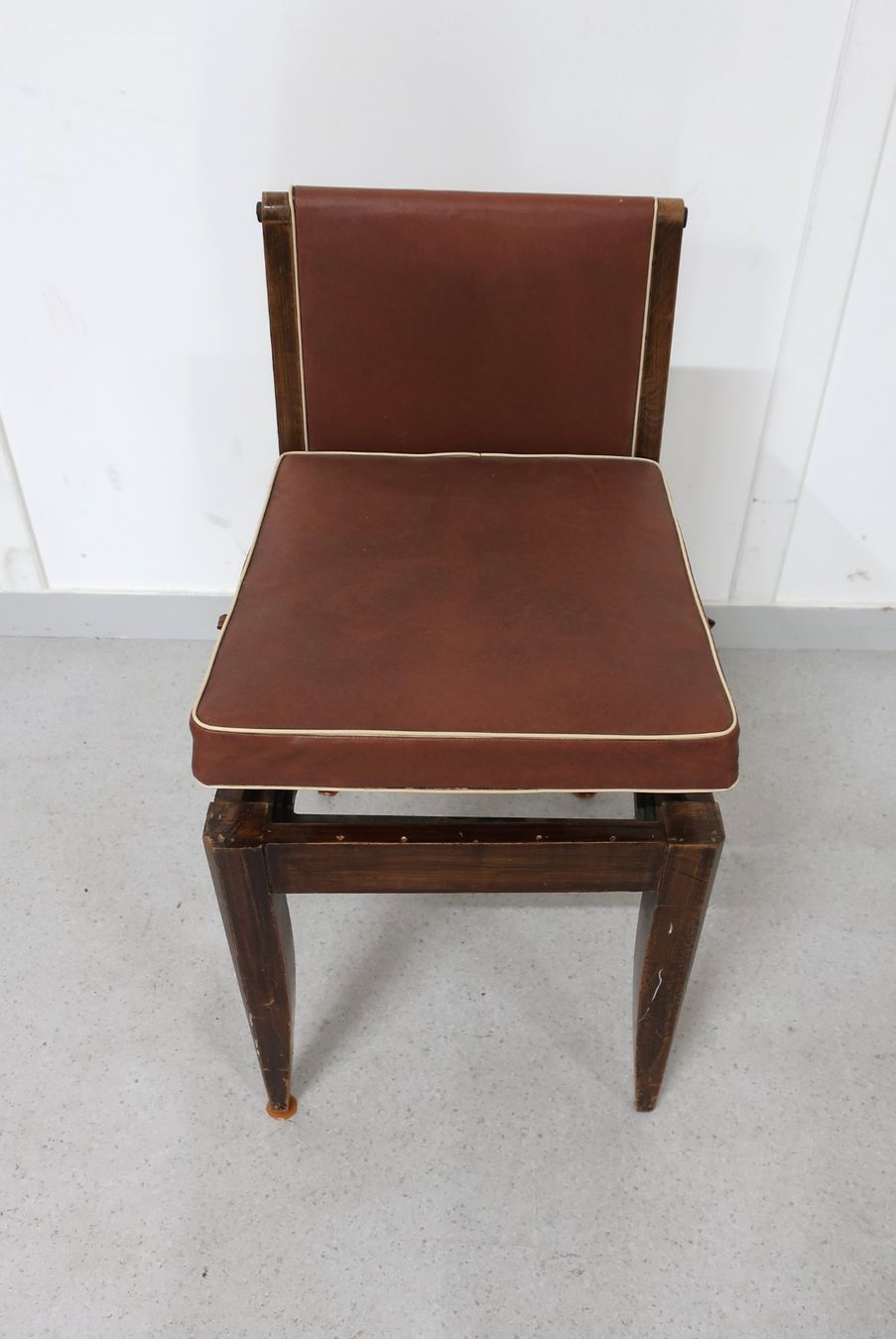 Hocker: Vintage-Klavierhocker aus den 1950er – Gebraucht aus Volketswil von brockipfannenstil 1