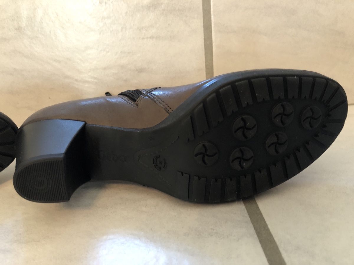 Gabor Scarpe da donna: Lederstiefeletten Gabor Gr. 4 – Usato da Büren SO venduto da Nuri09 1