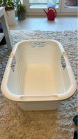 Panier à linge en plastique blanc occasion