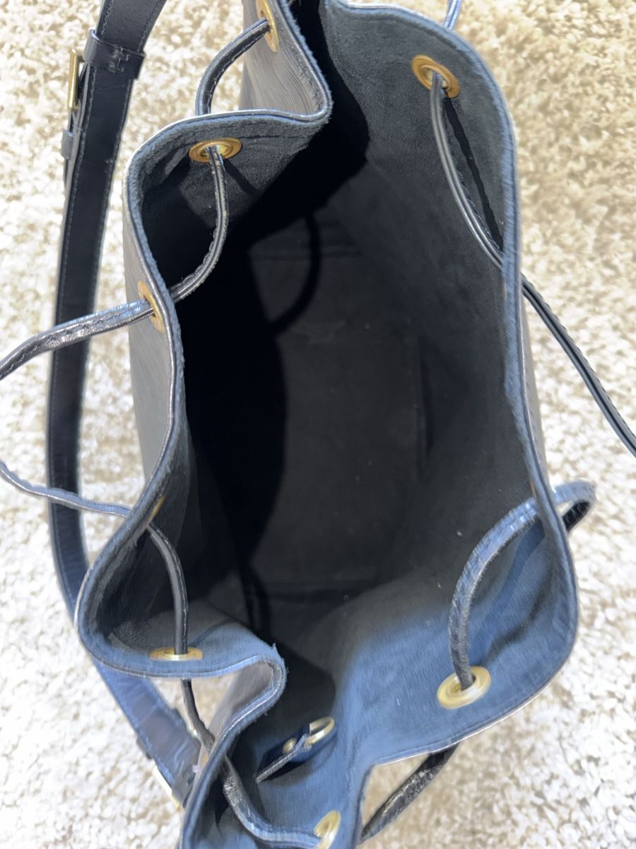 Louis Vuitton Borse da donna: Louis Vuitton Epi Noé – Usato da Rebstein venduto da Fabsi2000 9