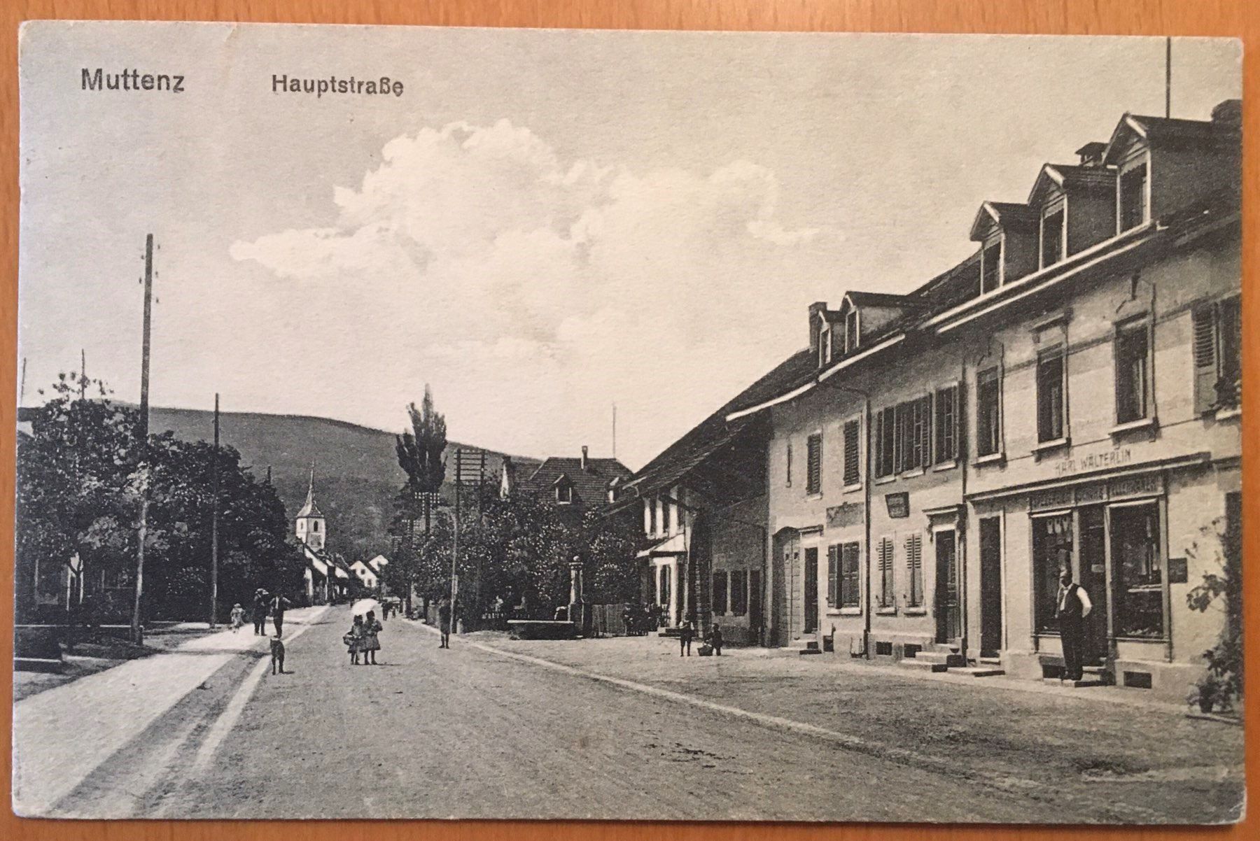 Cartoline postali: Muttenz - Hauptstrasse 1911 – Usato da Kreuzlingen venduto da Rschweiz1