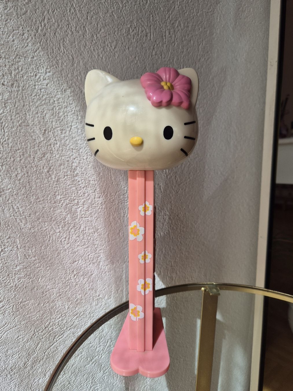Pez Altro per Gastronomia & Hotel: pez Hello kitty geant – Usato da Farvagny-le-Grand venduto da Grapeful88