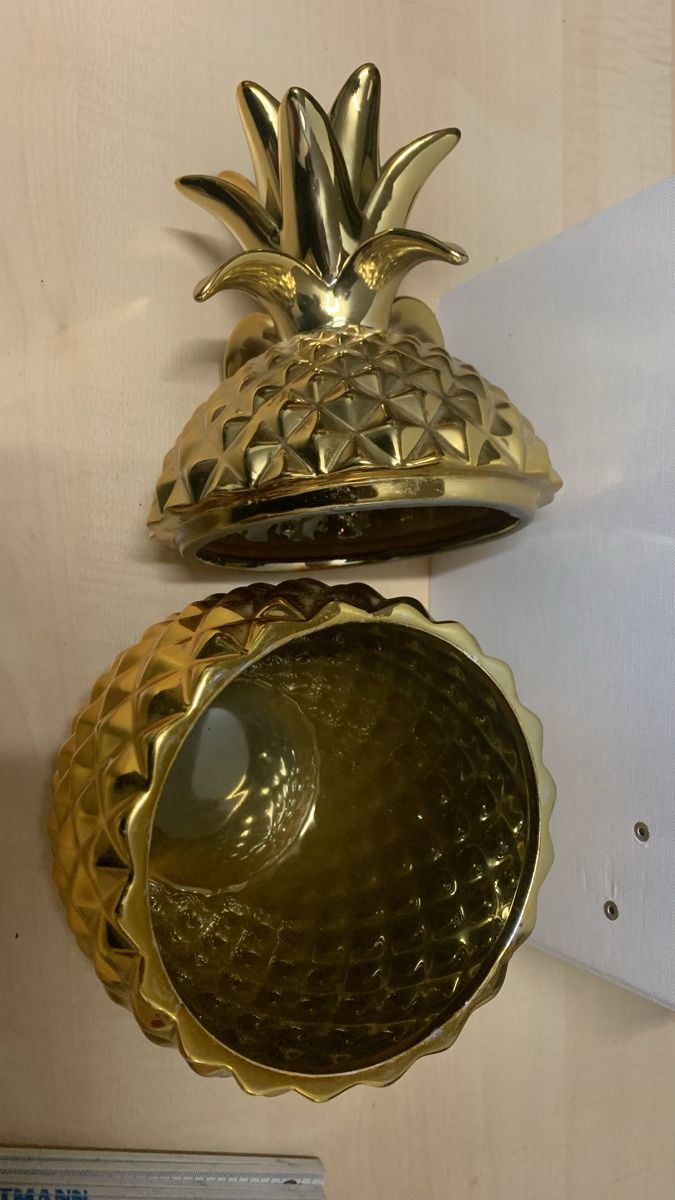 Tutte le decorazioni: Boîte à bijoux ananas dorée céramique – Usato da Le Locle venduto da Sam54 1