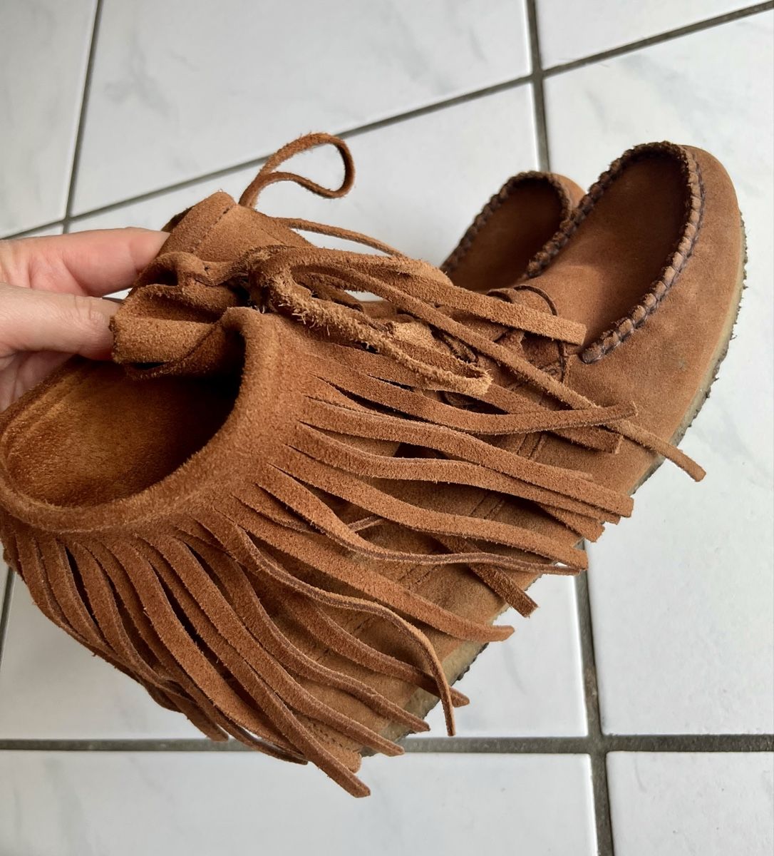 Pull&Bear Scarpe da donna: Braune Wildlederschuhe mit Fransen, Gr 39 – Usato da Basel venduto da JJ.Elena