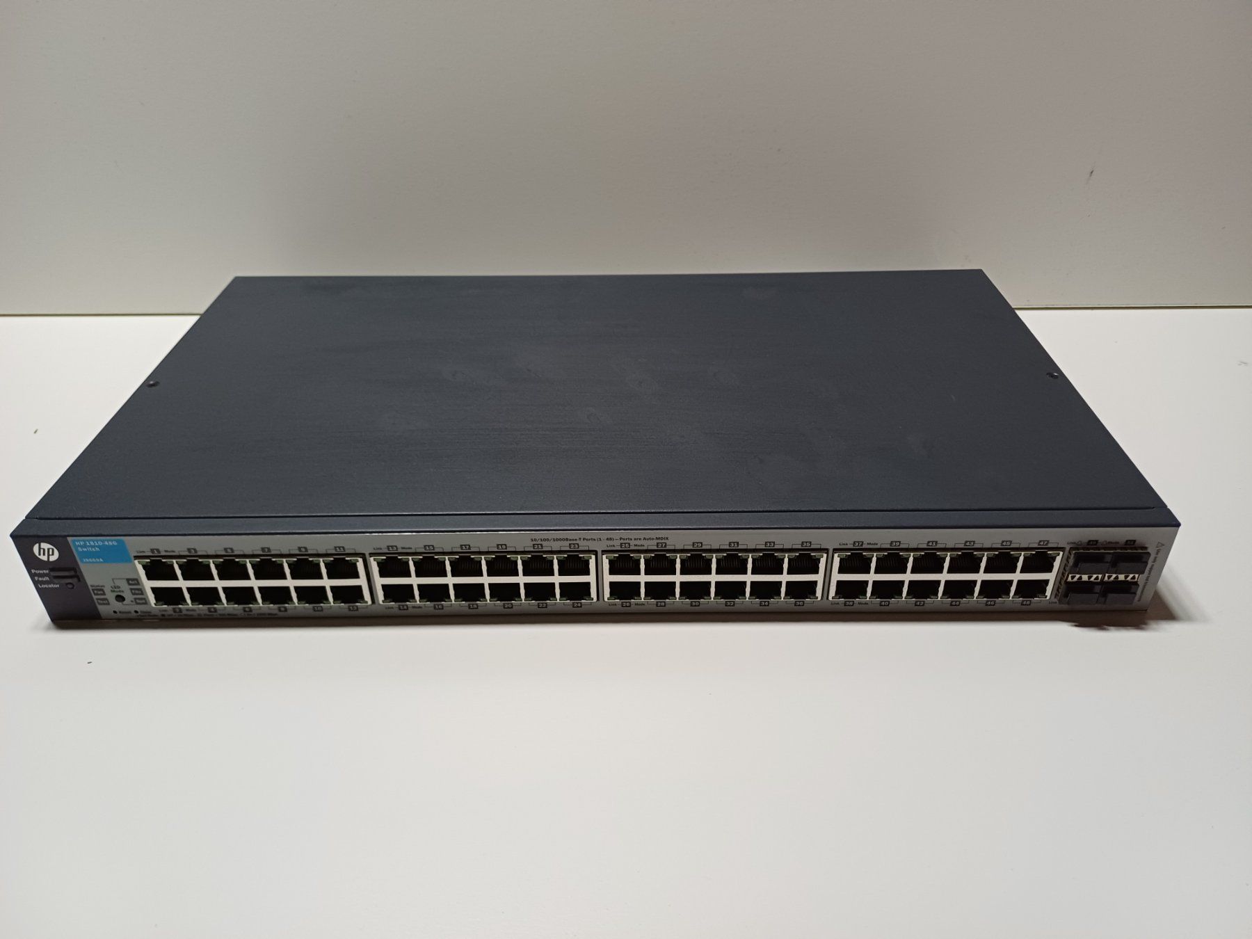 Hewlett Packard Hub & Switch: HP1810-48G (J9660A) – Usato da Gümligen venduto da Pogu1