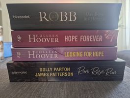 4x Bücher Roman Colleen Hoover J.D. Robb Dolly Parton James