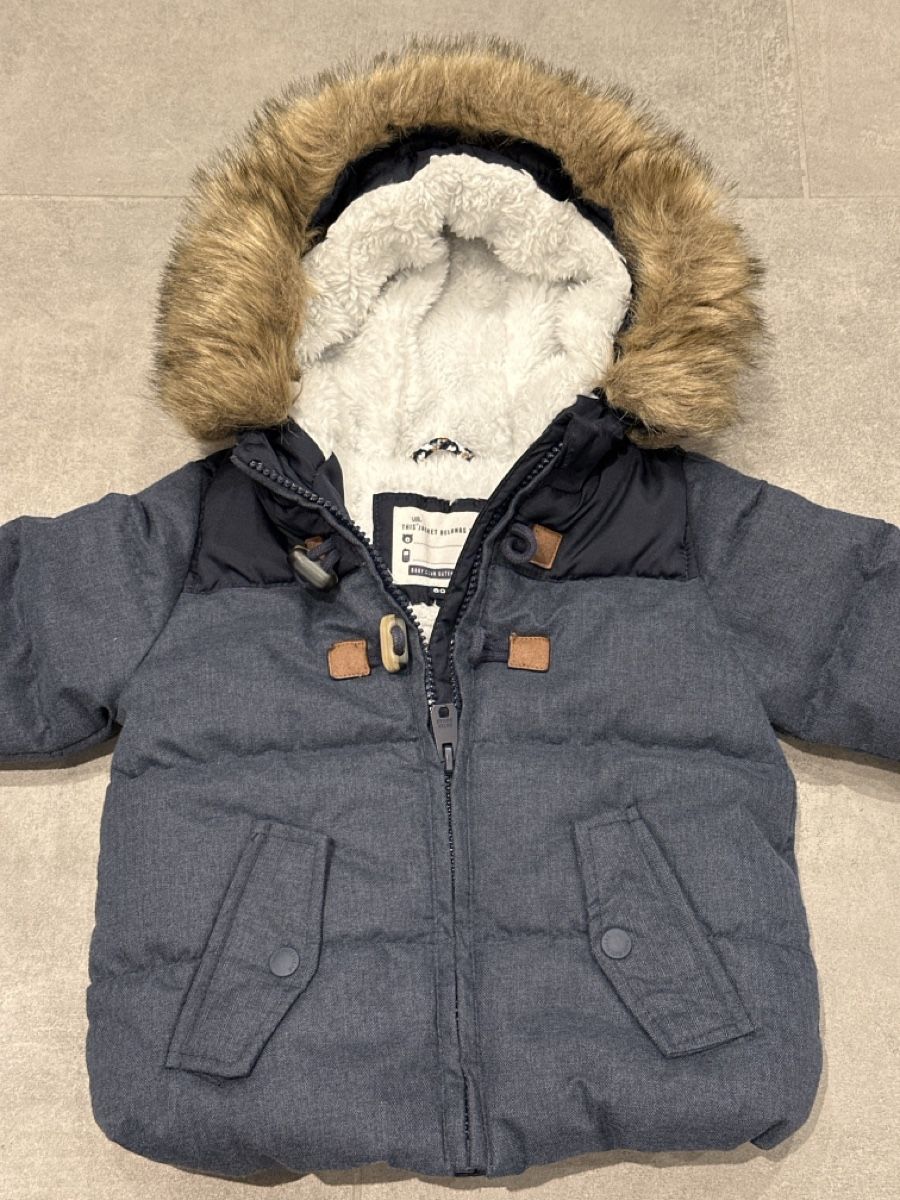 C&A Giacche & Cappotti: Stylische Kaputzen Winterjacke 80 – Usato da Affeltrangen venduto da admar 1
