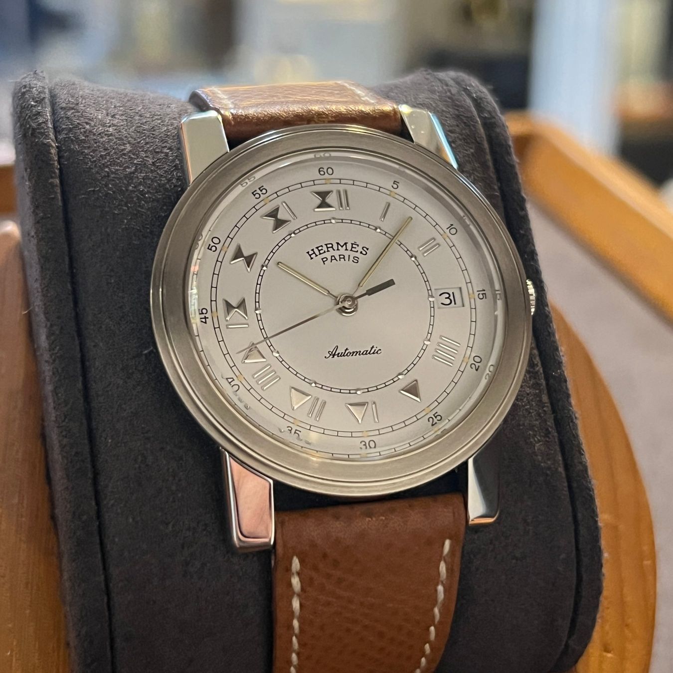 Hermès Montres: Hermès Carrick Automatic 36mm White Dial Full Set – D'occasion à Carouge GE par Watchaser 1