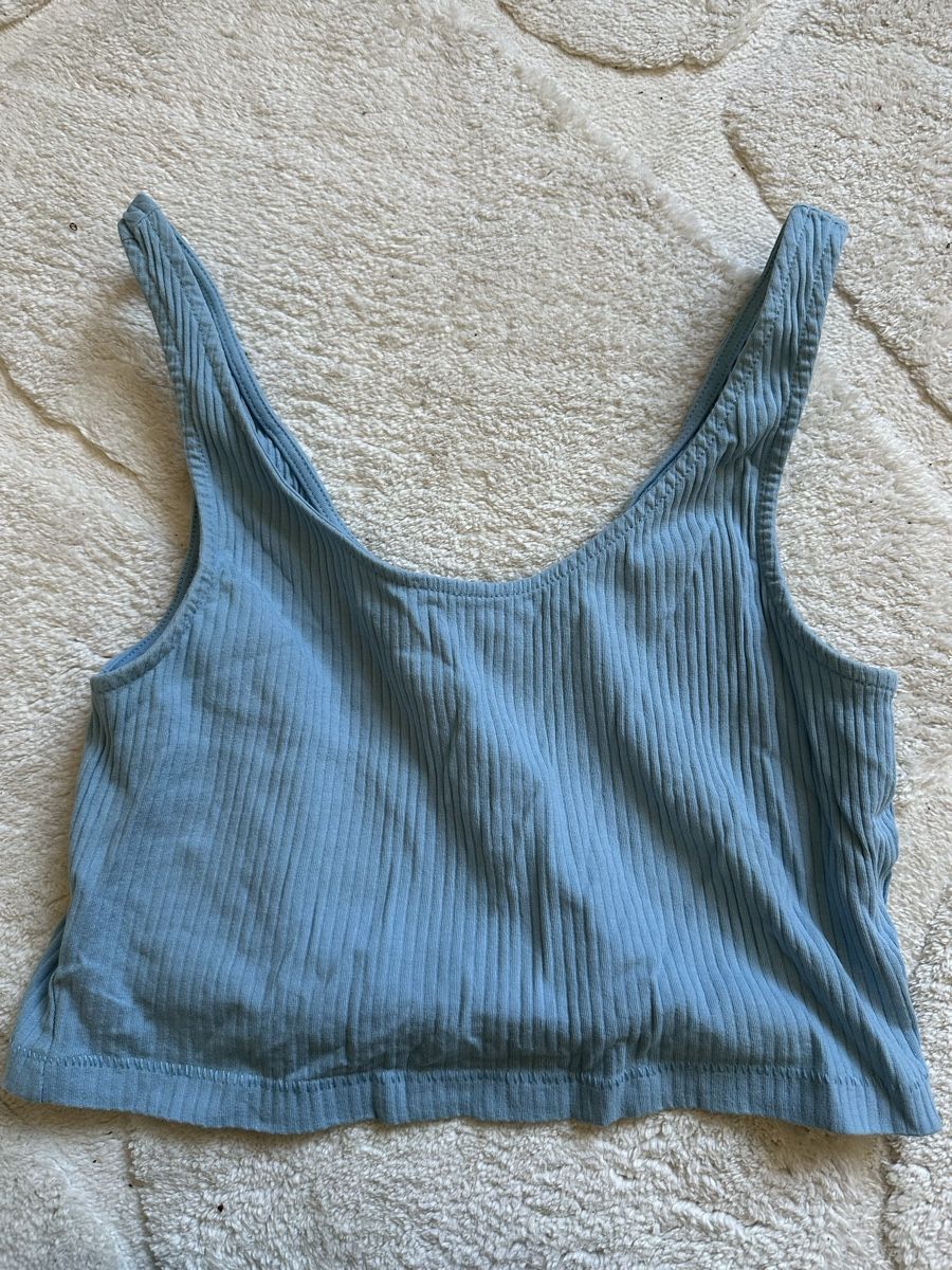 Monki Tops: hellblaues Top – D'occasion à Basel par ronjalg