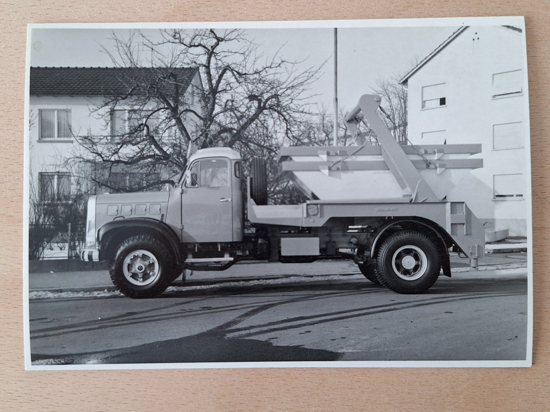 Foto & Immagini: Fotokarte Lastwagen Berna 5V – Usato da Lohn-Ammannsegg venduto da Beo71