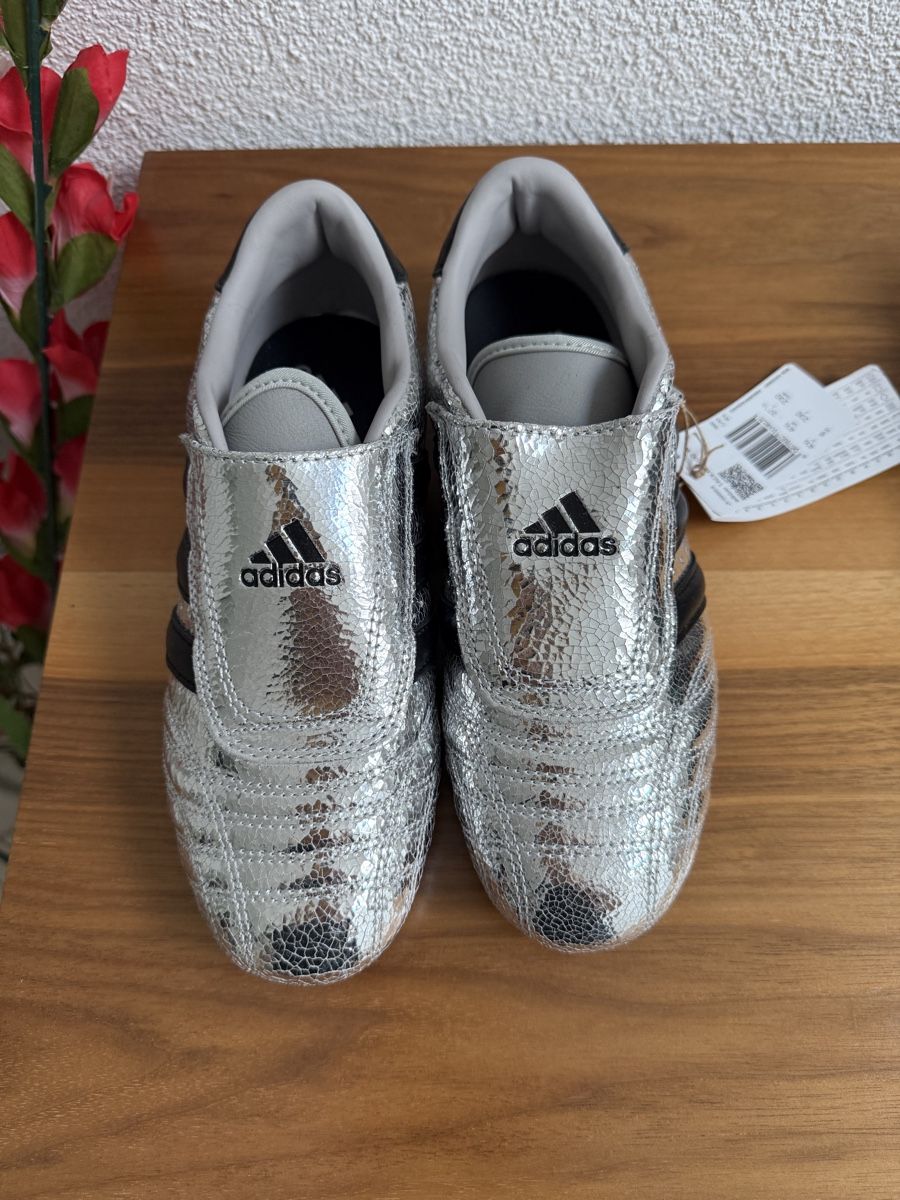 Herrenschuhe: Adidas Sneakers – Neu (gemäss Beschreibung) aus Flawil von BouBouBou