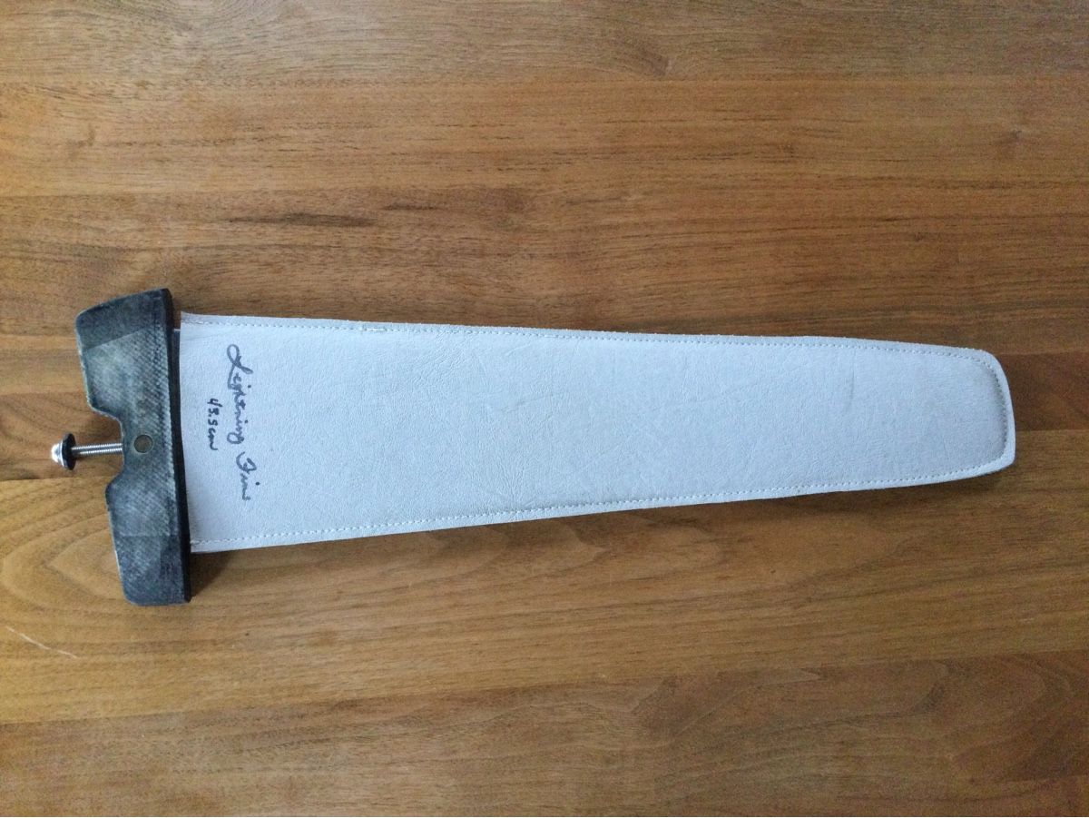 Tavole da surf e di nuoto: Windsurf Finne Lightning Square Tip 43,5 cm Powerbox – Usato da Wittinsburg venduto da tommiimkaufrausch 3
