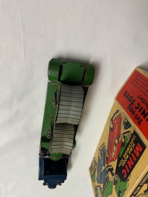 Modellini d'auto: TRIANG MINIC ENGLAND – Usato da Davesco-Soragno venduto da cap_67b9 2