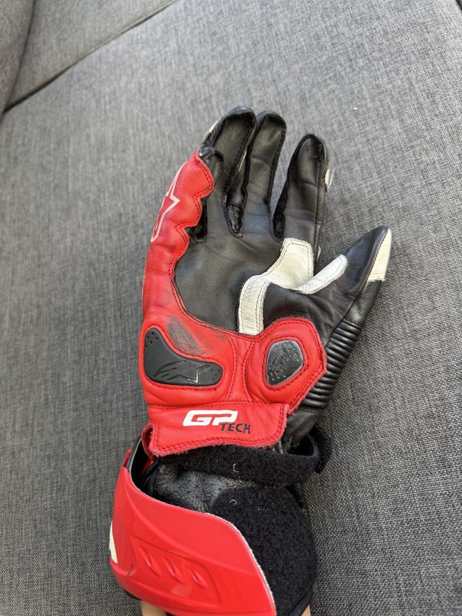 Alpinestars Guanti & manicotti: Alpinestars GP Tech Glove S Motorradhandschuh – Usato da Bürglen TG venduto da Junker93 1