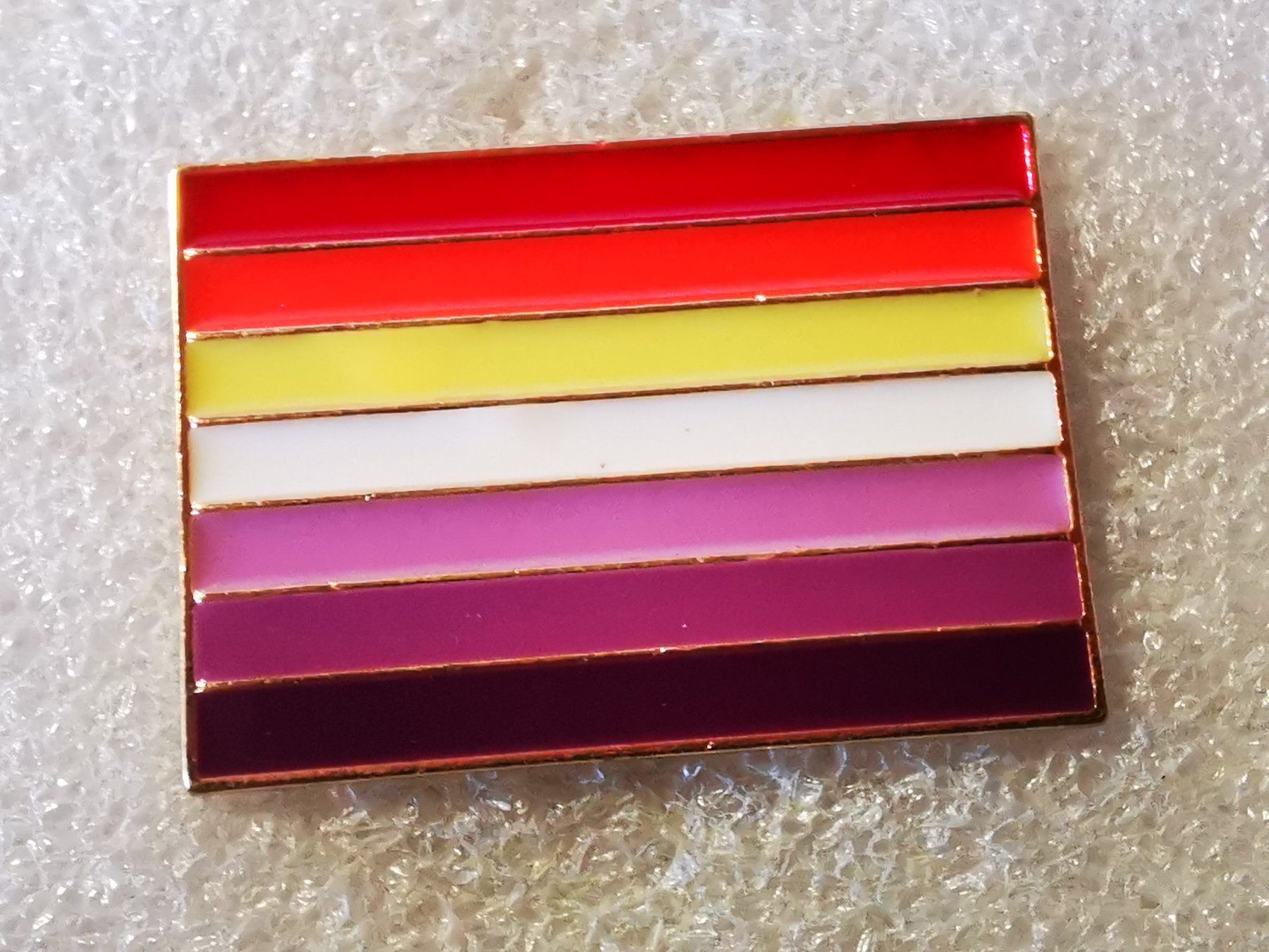 Placchette & Badge: Ansteckpin 106: Pride – Usato da Oppligen venduto da Pin-Fall-Shop