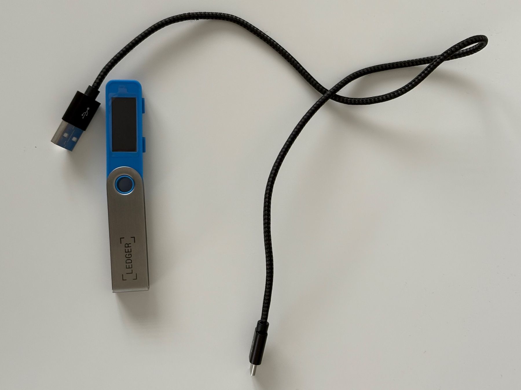Ledger Coin Miner: Ledger Nano S Plus - Portefeuille crypto SÉCURISÉ – Usato da Lausanne venduto da opi_92cn 6