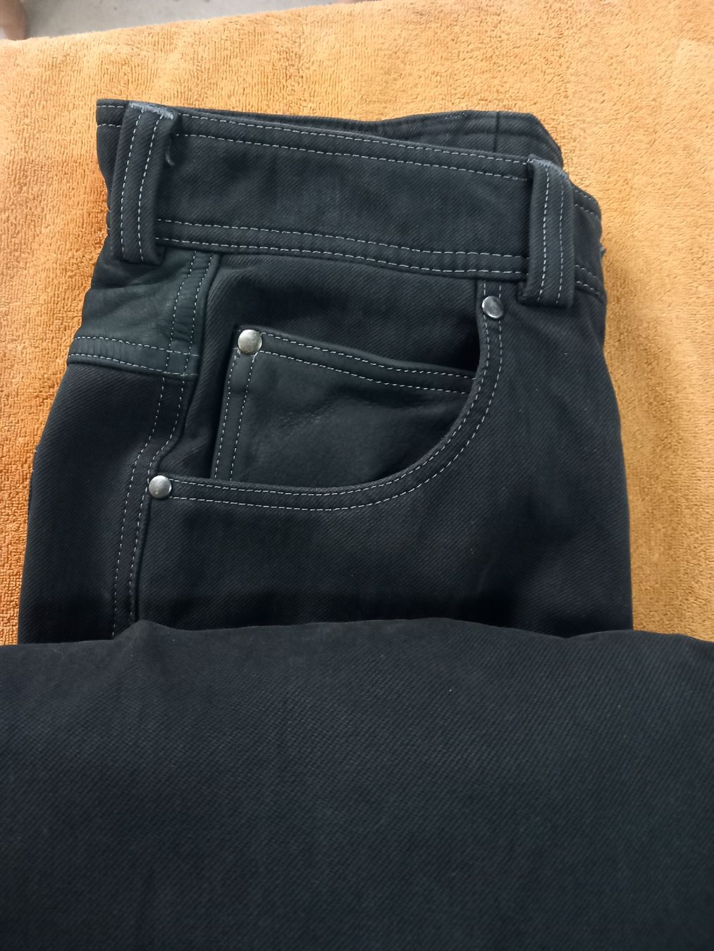 Jeans: BMW Jeans Grösse 40 – Usato da Hochwald venduto da motowear-secondhand 4