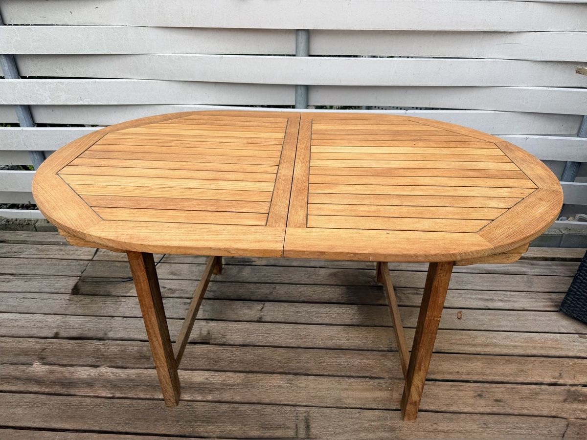 Tavoli: Table de jardin extensible en teck ovale bon état – Usato da Bellmund venduto da lolo707 1