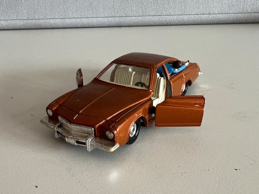 Modèle Réduit Buick Regal Verte - Marque Corgi, Occasion, échelle Indéterminée
