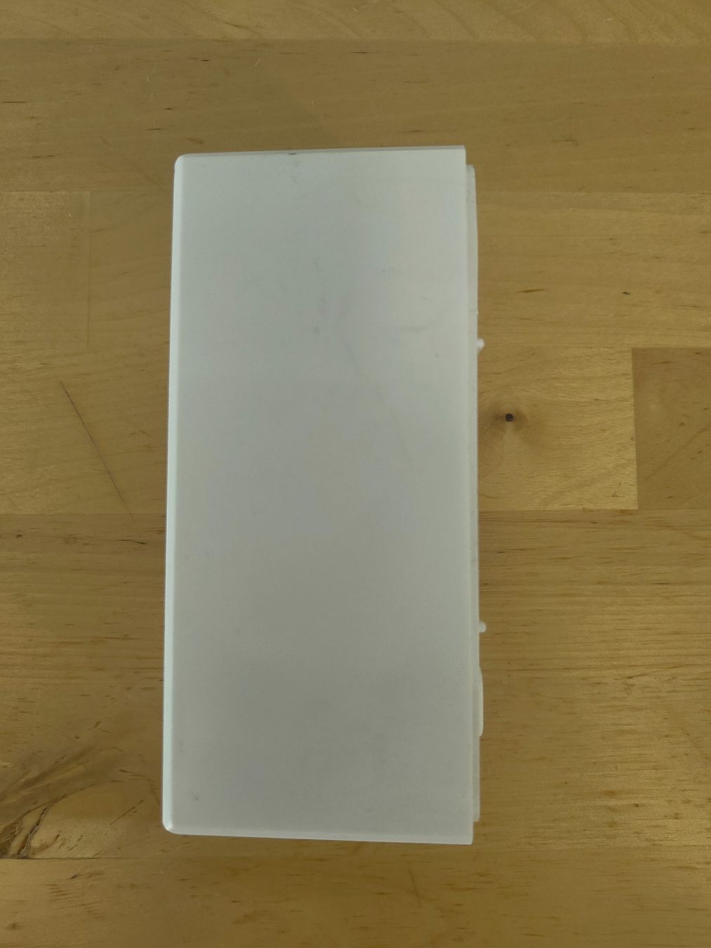 Schneider Alimentazione elettrica: Schneider Electric AP Gehäuse Distribution Box 2 Einheiten – Usato da Emmenbrücke venduto da BlSi 2