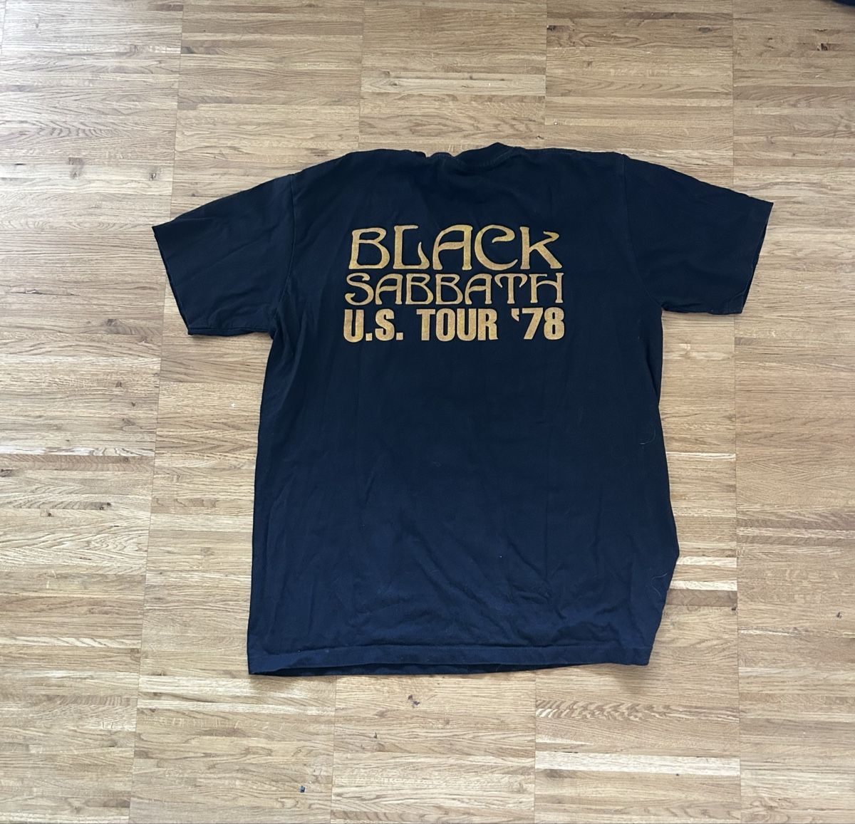 T-shirts: Black Sabbath Shirt – D'occasion à Wolfhausen par eil_jc5j 1