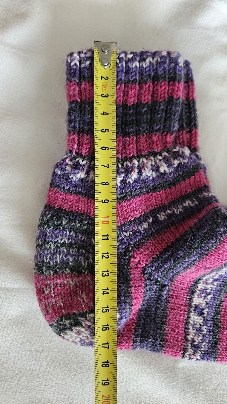 Chaussettes enfants: Handgestrickte Socken, Grösse 36-38 – Neuf (Voir description) à Ettingen par samiba 3