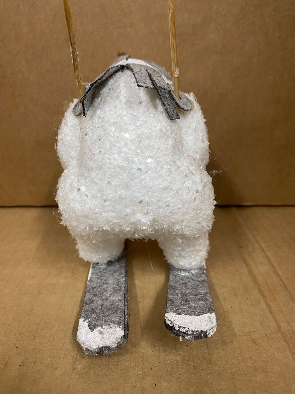 Alle Dekorationen: Dekofigur Eisbär auf Skiern – Gebraucht aus Eschlikon TG von ArtRec 2